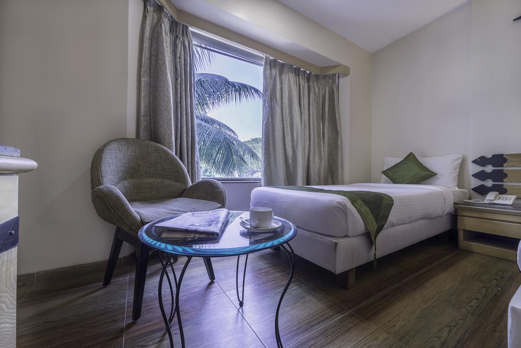 Deccan 8 Pune Exterior foto